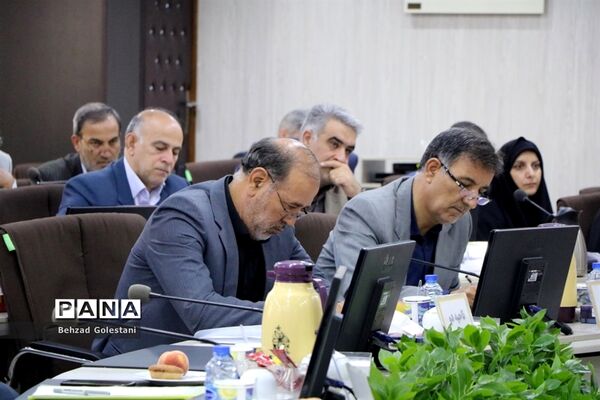 دومین اجلاس روسای ادارات آموزش و پرورش مناطق 24 گانه آذربایجان غربی