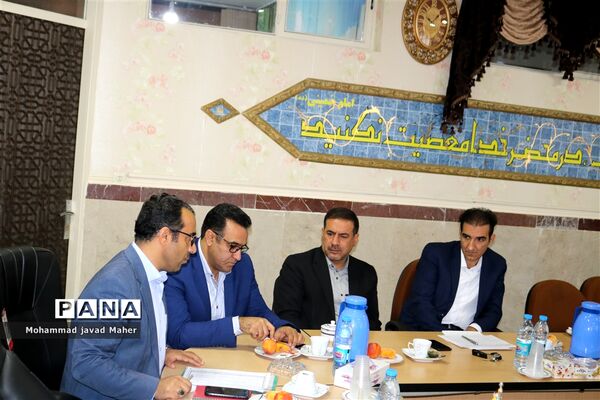 برگزاری جلسه شورای آموزش و پرورش شهر قدس