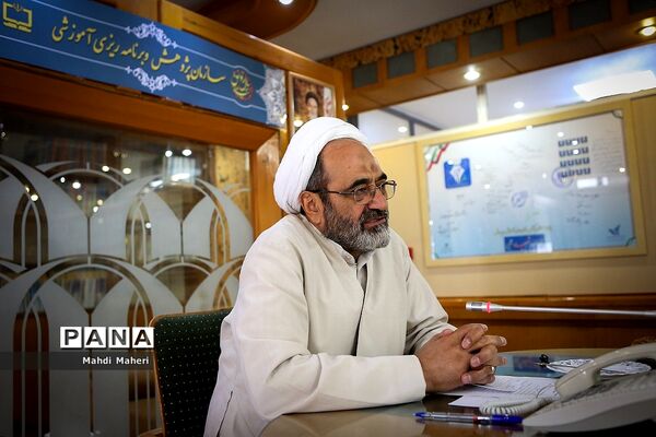 نشست خبری  رئیس سازمان پژوهش و برنامه‌ریزی آموزش وزارت آموزش و پرورش