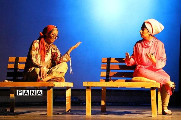 اجرای نمایش «از گوشۀ تبریز تا پرده های ترابزون»