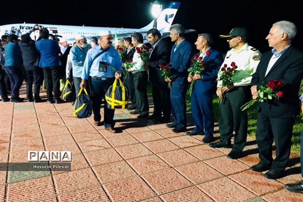 مراسم استقبال از ورود اولین کاروان حجاج بیت الله الحرام به  خراسان جنوبی