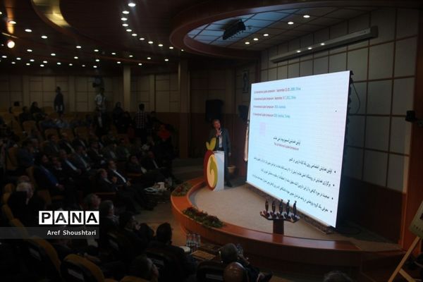 اولین همایش ملی عناب در بیرجند