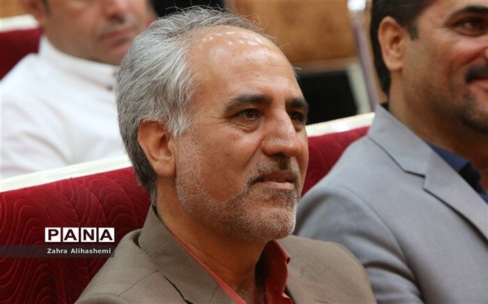صادق پور: باید انگیزه را در دانش آموزان ارتقا دهیم