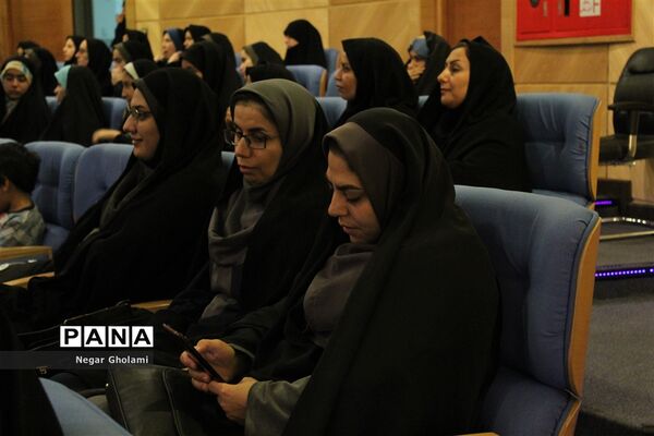 آیین تجلیل از ستارگان مسابقات و فعالان حوزه پرورشی استان خراسان رضوی_۲