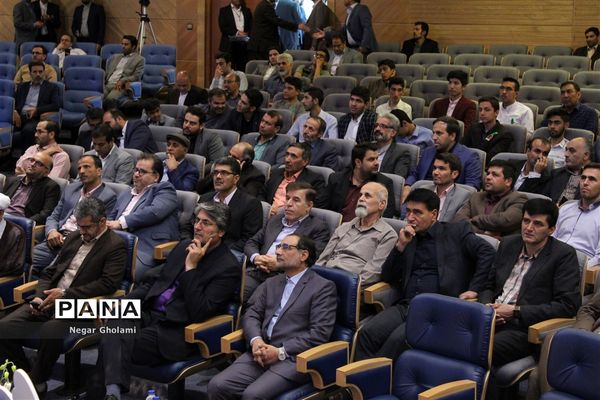 آیین تجلیل از ستارگان مسابقات و فعالان حوزه پرورشی استان خراسان رضوی_۲