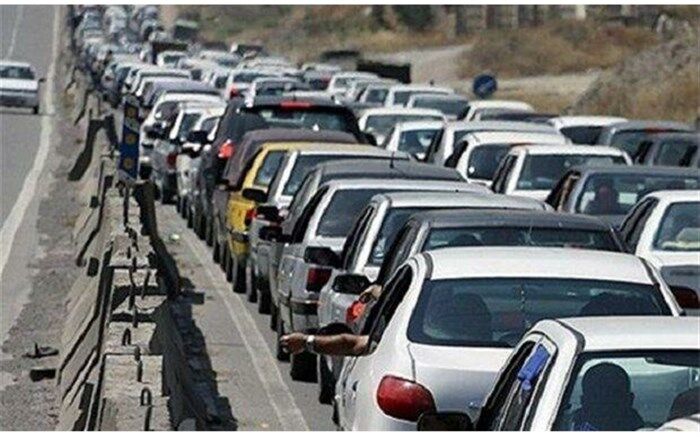 ترافیک نیمه‌سنگین در محورهای هراز و چالوس