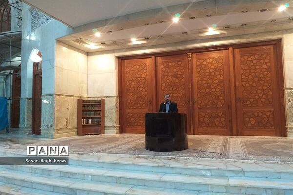 تجدیدمیثاق استاندار و فرمانداران استان تهران با آرمان‌های امام خمینی(ره)