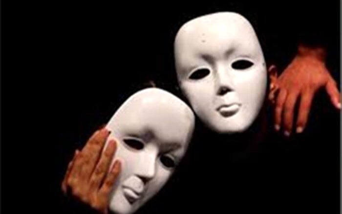 اجرای ویژه نمایش گرگ ها در روز شنبه