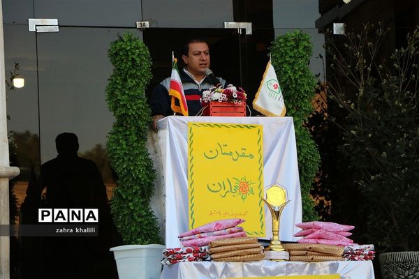 نرمش صبحگاهی و تجلیل از ۳ تن از چهره‌های جهانی و برتر ورزش دانش‌آموزی