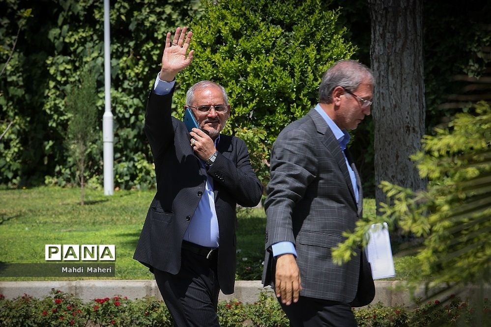 در حاشیه جلسه هیات دولت