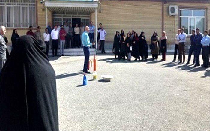 دوره آموزشی بهداشت عمومی در محیط کار ویژه سرایداران مدارس برگزار شد