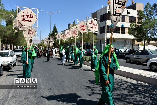 حرکت نمادین کاروان امام حسین علیه السلام در بیرجند