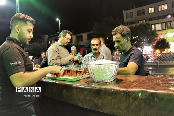 برپایی خیمه‌های عزای سیدالشهدا(ع)