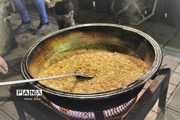 برپایی خیمه‌های عزای سیدالشهدا(ع)