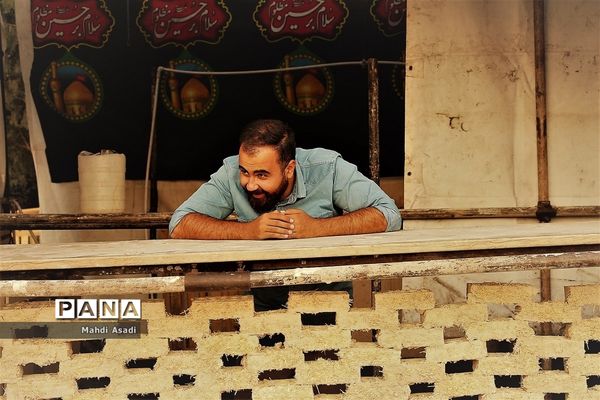 برپایی خیمه‌های عزای سیدالشهدا(ع)