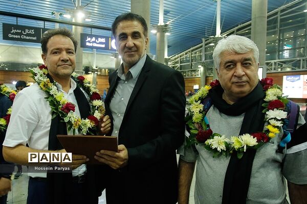 استقبال از تیم ملی فوتسال دانش‌آموزان، قهرمان رقابت‌های مدارس آسیا