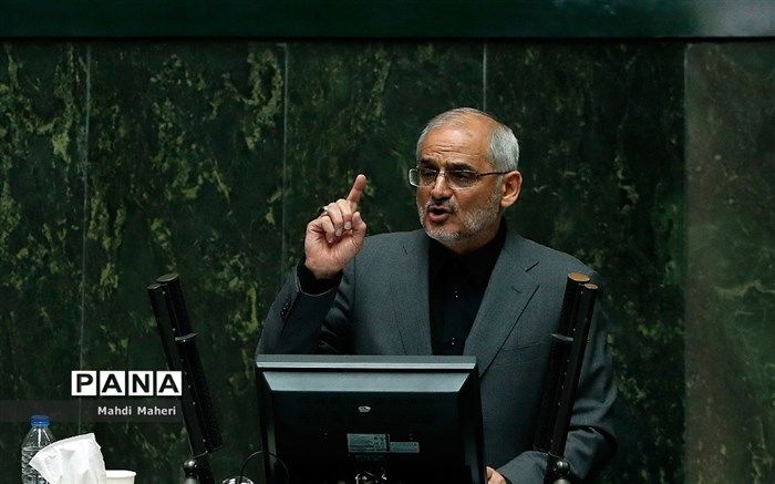 حاجی میرزایی: بودجه آموزش و پرورش را واقع‌بینانه تنظیم خواهم کرد