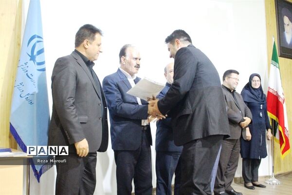 آیین  تجلیل از خبرنگاران و عکاسان لیگ ملت های والیبال در ارومیه