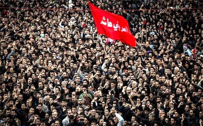 اجتماع بزرگ عاشورائیان در میدان شهدای کرج