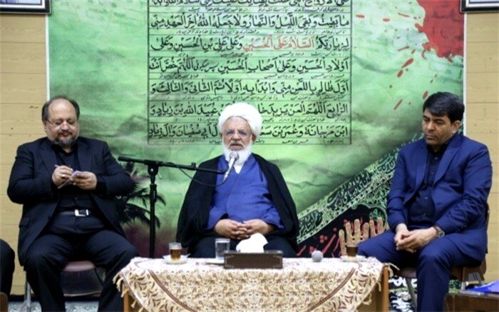 توجه به توسعه صنعت پوشاک مشکل بیکاری را برطرف می‌کند