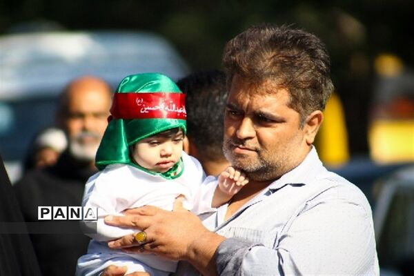 برگزاری باشکوه مراسم شیرخوارگان حسینی در مصلای مشهد