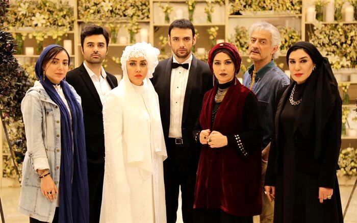 تلاش برای اکران «بی وزنی» در پاییز