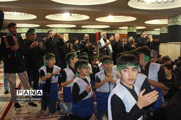 برگزاری مراسم سوگواری احلی من العسل در هیئت انصار شهر کرج