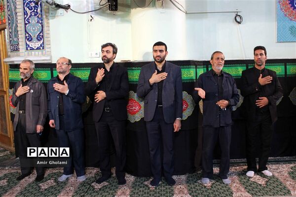 اجتماع نوجوانان عاشورایی در سوگواره احلی من العسل در حرم حضرت عبدالعظیم (ع)