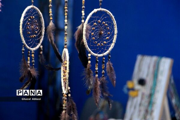 نمایشگاه هنری دست آفرین