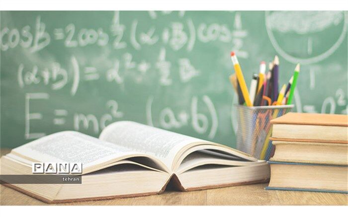 تجلی نور و مهربانی با دستان یک مدیرمدرسه