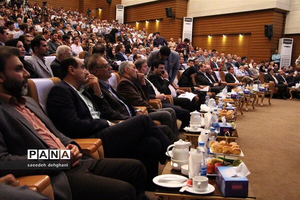 آیین تجلیل از تعاونی‌های برتر در چهاردهمین جشنواره تعاونی‌های استان فارس