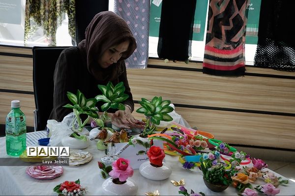 نمایشگاه زنان و تولید ملی