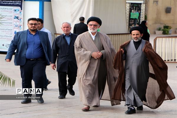 افتتاحیه  نمایشگاه ششمیم حسینی وخمیه معرفت