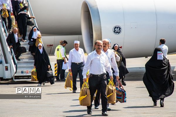 بازگشت حجاج آذربایجان غربی