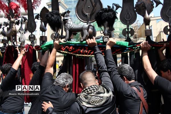 مراسم عزاداری روز تاسوعا در مشهد مقدس
