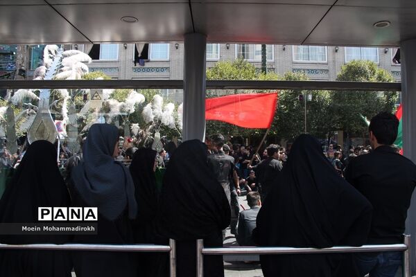 مراسم عزاداری روز تاسوعا در مشهد مقدس