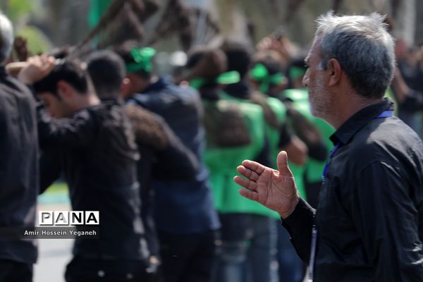 مراسم روز عاشورای حسینی در کیش