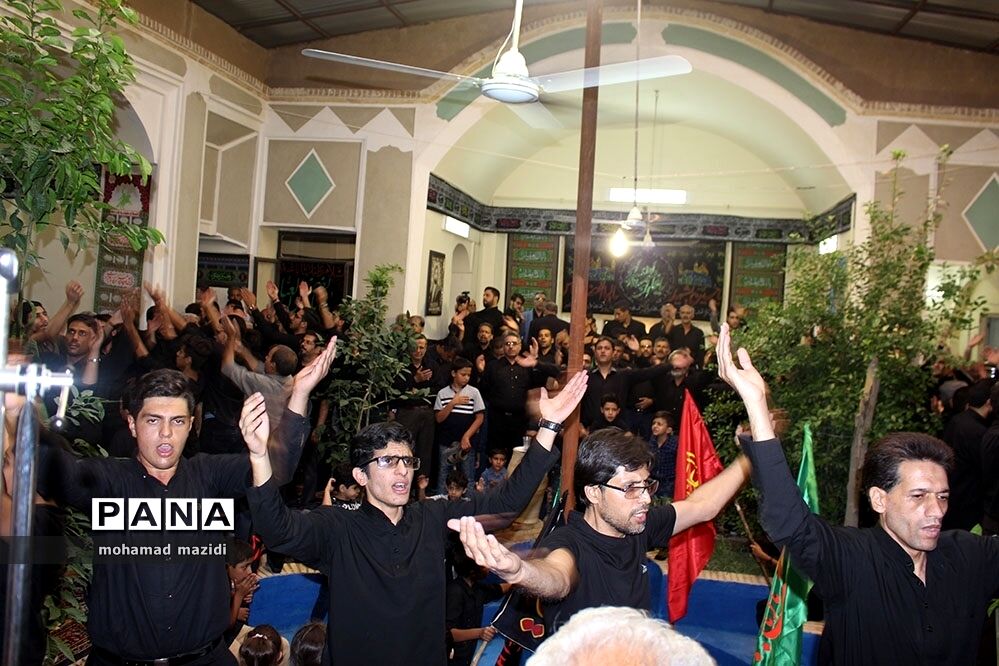 روضه‌خوانی در خانه‌های سنتی یزد