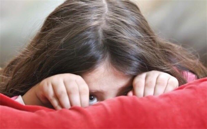 چگونه با کودک خجالتی برخورد کنیم