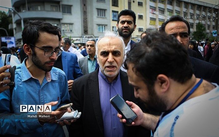 فرهاد دژپسند: دولت موضوع شرکت هپکو را رها نمی‌کند