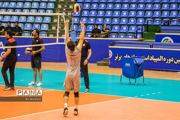 تمرین تیم والیبال شهرداری ارومیه