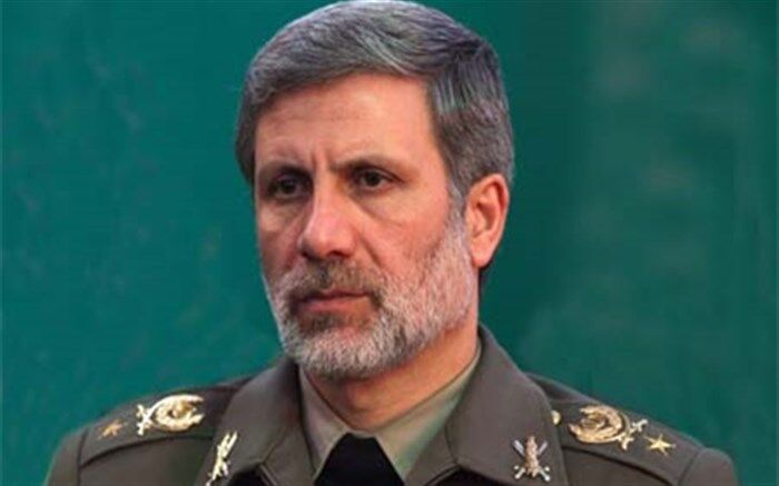 امیرحاتمی: صنعت دفاعی از توان طراحی سامانه‌ای برخوردار شده است