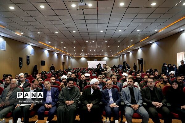 افتتاحیه  سیزدهمین کنگره اتحادیه انجمن‌های اسلامی دانش‌آموزان