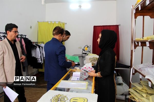 بازدید از فرایند تولید و ارائه لباس فرم مدارس در بجنورد