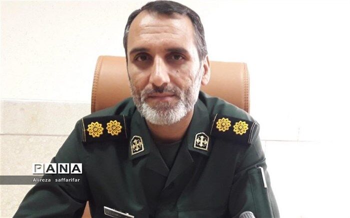 برگزاری نمایشگاه ادوات جنگی در زواره اردستان