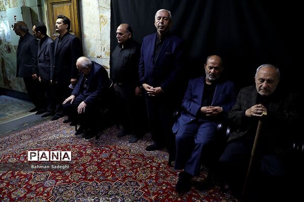 تشییع پیکر مرحوم اسدالله عسگراولادی