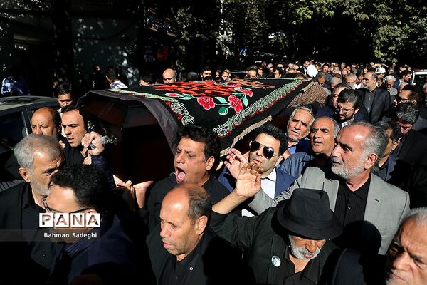 تشییع پیکر مرحوم اسدالله عسگراولادی