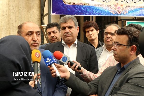 آیین رونمایی و الصاق نمادین برچسب سرویس مدارس شهر تهران