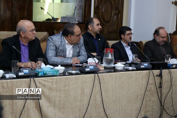 آیین رونمایی و الصاق نمادین برچسب سرویس مدارس شهر تهران