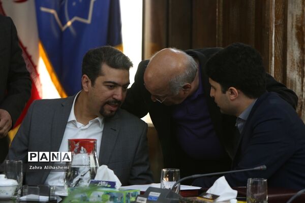 آیین رونمایی و الصاق نمادین برچسب سرویس مدارس شهر تهران